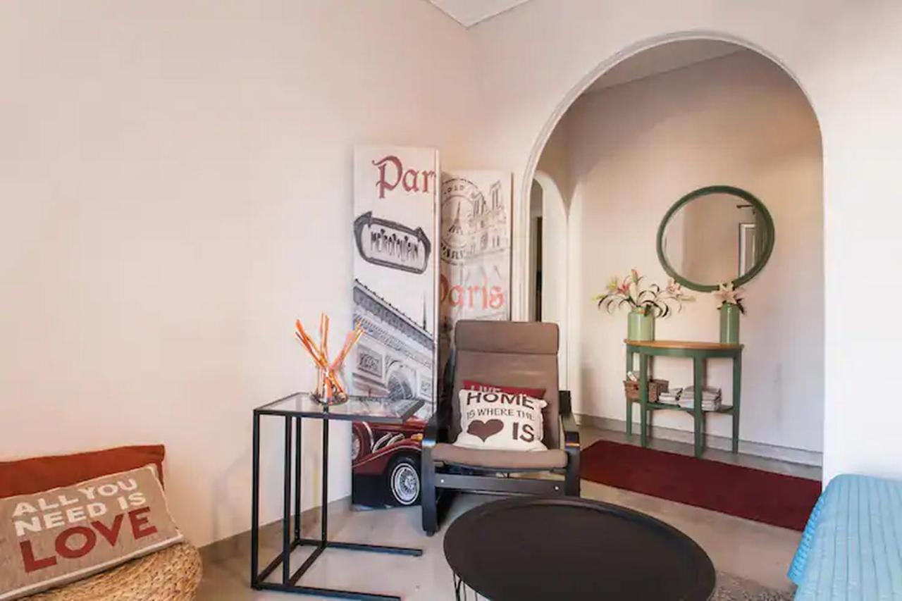 Openair Hot Tub/Big Balcony/Great Boutique Apt アテネ エクステリア 写真