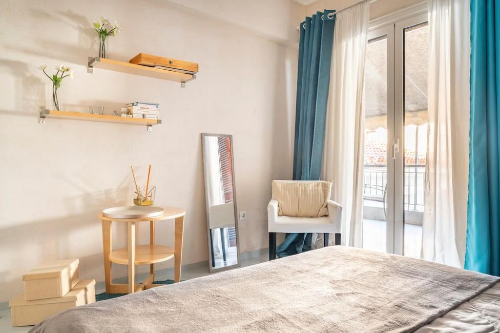 Openair Hot Tub/Big Balcony/Great Boutique Apt アテネ エクステリア 写真
